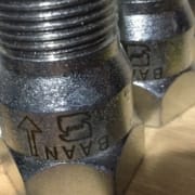 اچ لیزر جایی است که از لیزر برای ایجاد تغییر حرارتی، شیمیایی و رنگ در سطح ماده استفاده می شود.