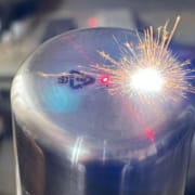 نکات مهم حکاکی و برش لیزری فلزات با لیزر CO2 و فایبر که باید بدانید